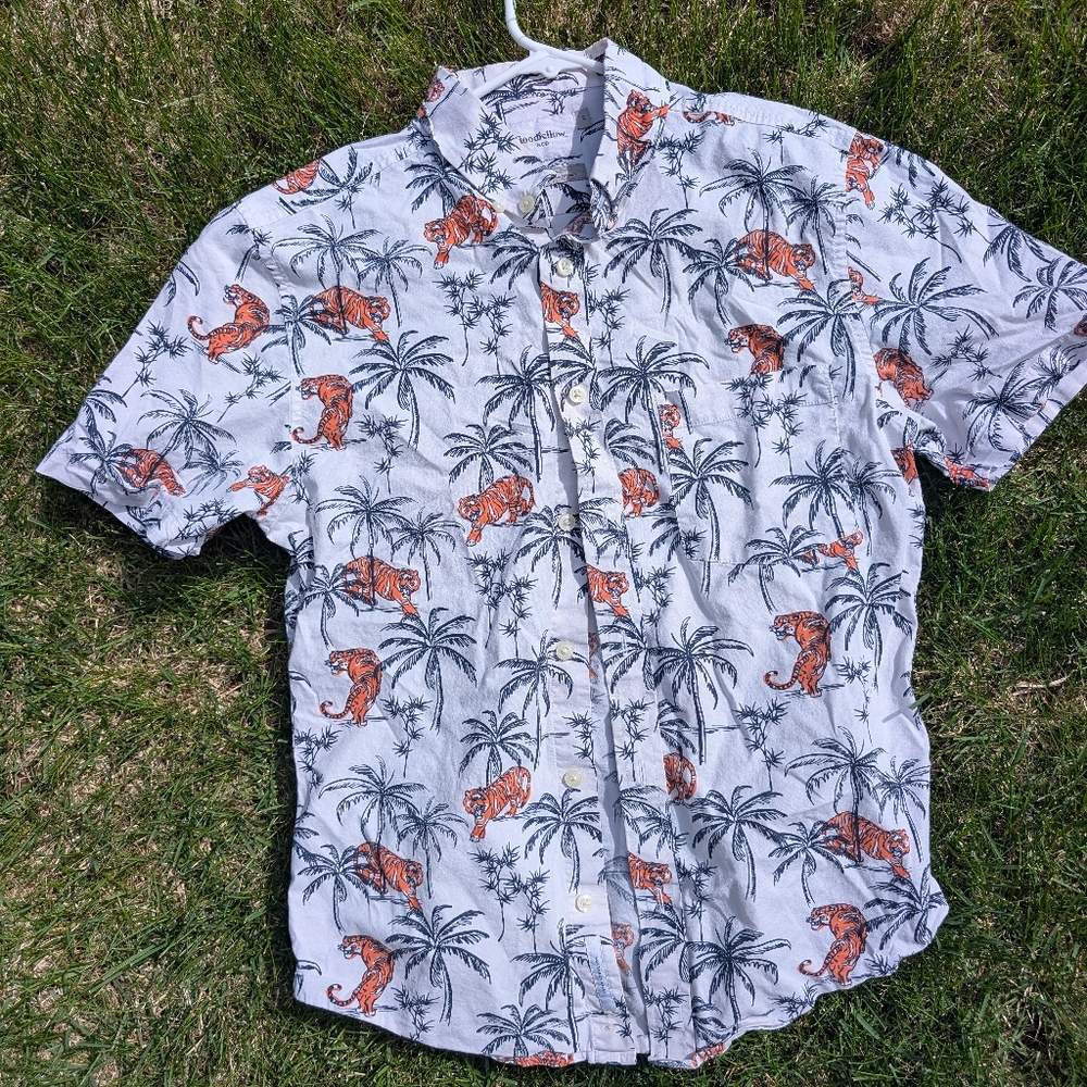 Good fellow short sleeve button down shirt